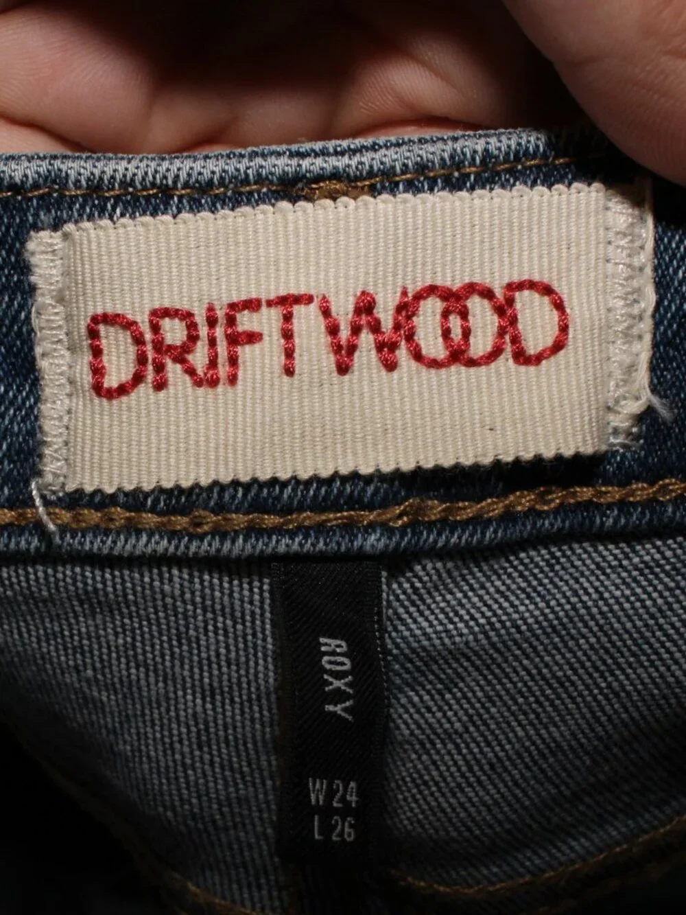 NWT Driftwood Roxy Jeans Size 24